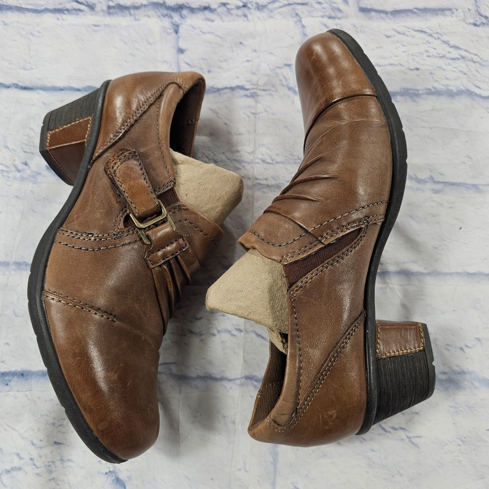 Earth Origins Honor Womens 8 Brown Leather Pleated Buckle Block Heel Shoes - Picture 7 of 11